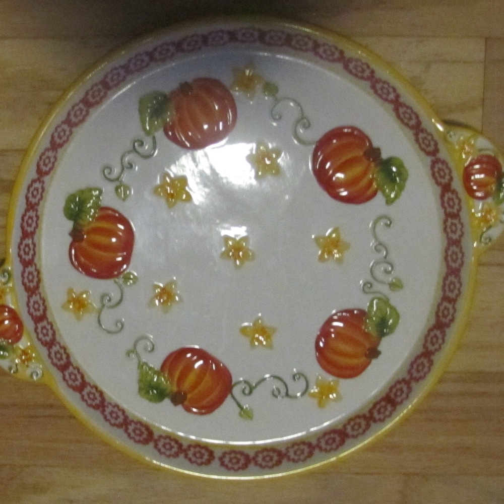 Temptations Pumpkin Ovenware/Tray White Orange Green New W/ Sticker